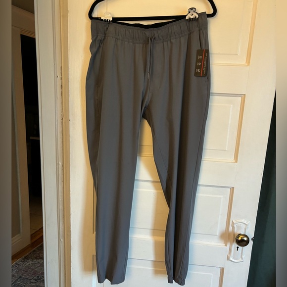 Travis Mathew Gray Joggers - Picture 3 of 7